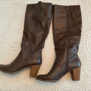 Classic Brown Mid-Heel Women’s Knee Boots